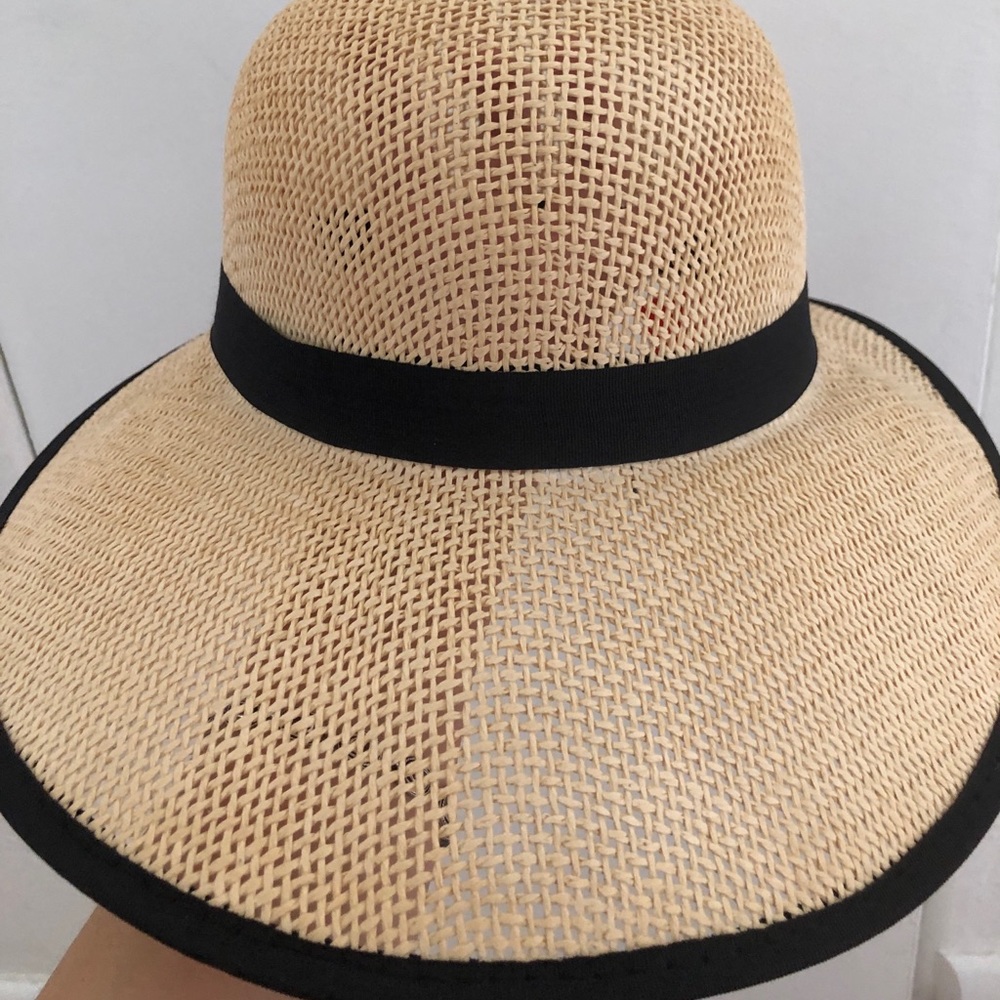 HBY New Derby Hat Tan and Black Ladies